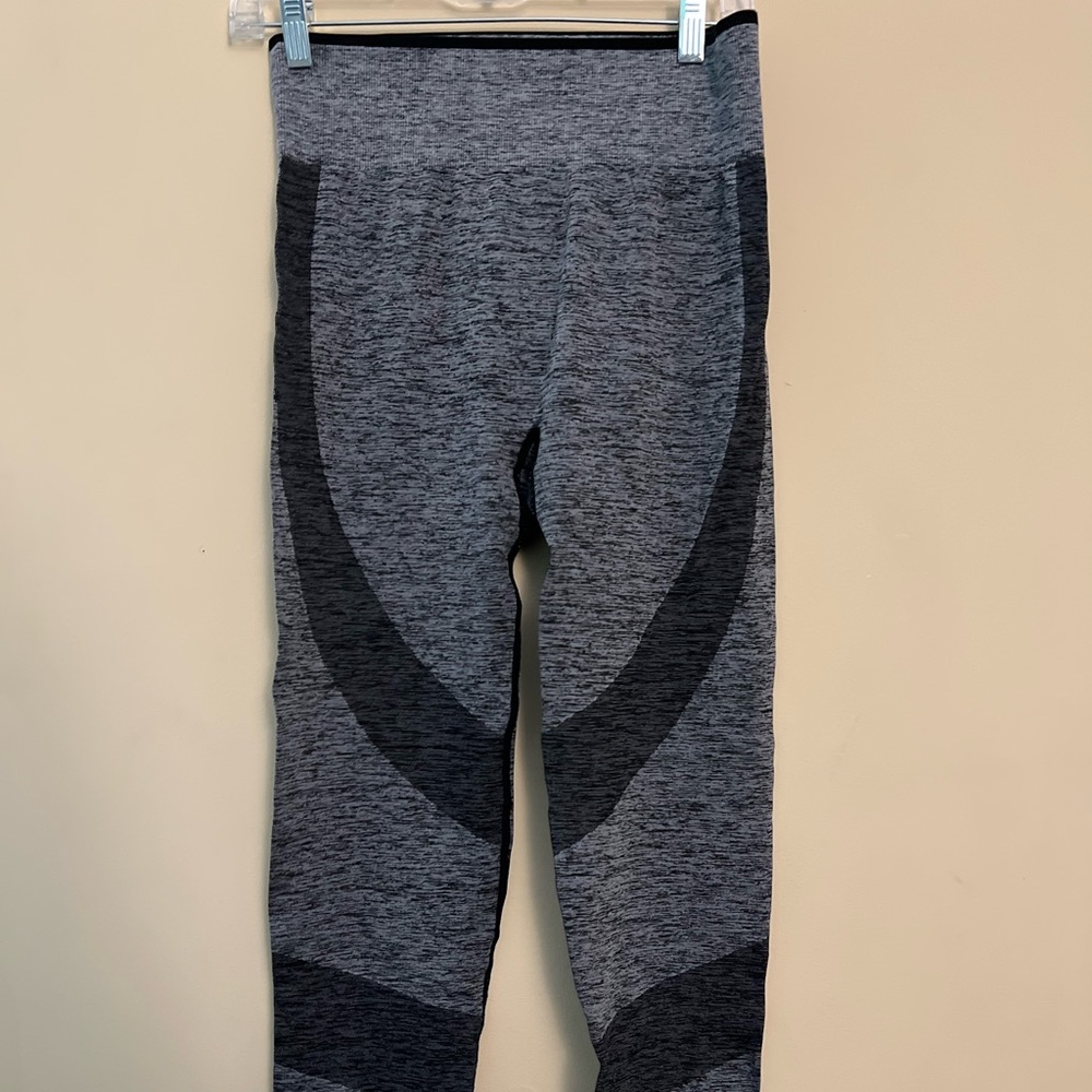 VS Pink Seamless Leggings